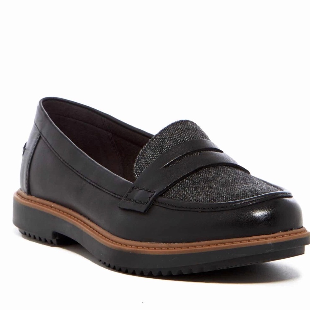 Clarks Raisie Eletta Penny Loafer